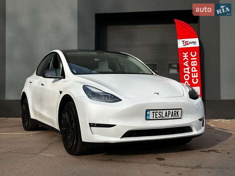 Позашляховик / Кросовер Tesla Model Y 2022 в Києві