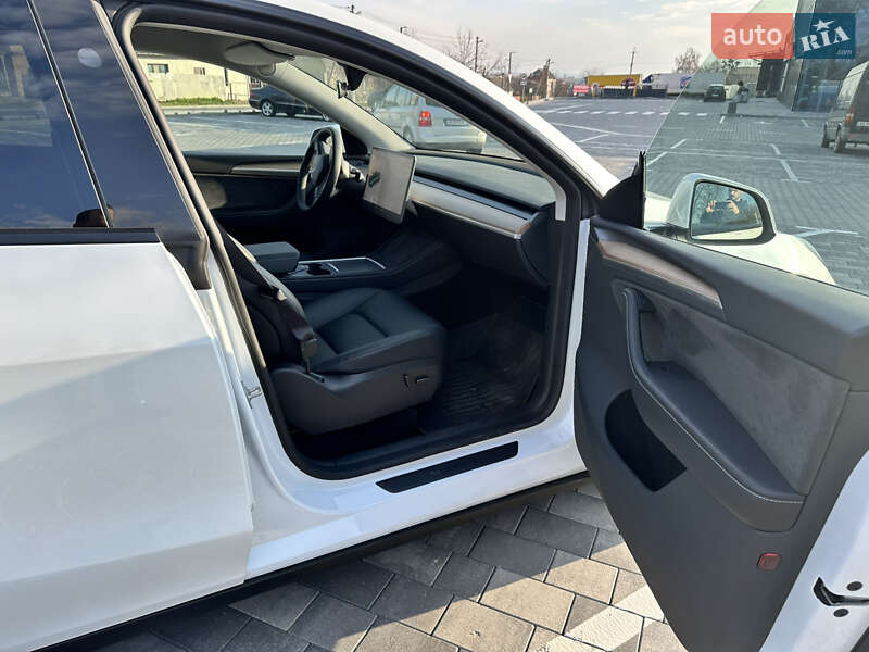 Позашляховик / Кросовер Tesla Model Y 2023 в Вінниці