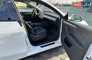 Внедорожник / Кроссовер Tesla Model Y 2023 в 