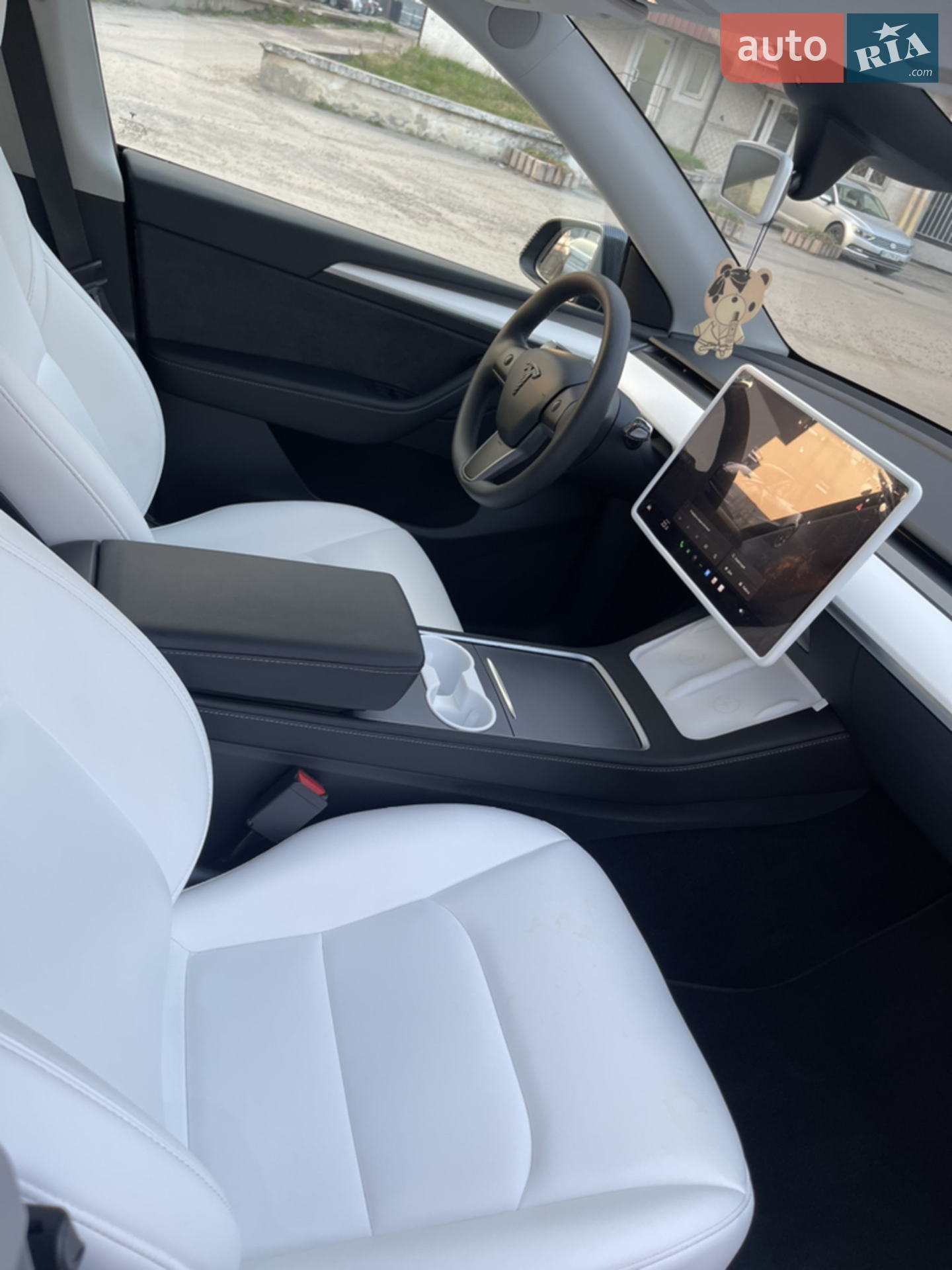 2023 Tesla Model Y - мініатюра 21