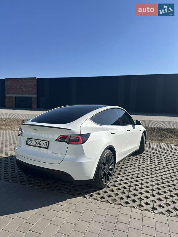 Позашляховик / Кросовер Tesla Model Y 2023 в Хмельницькому