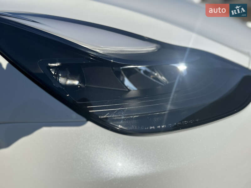 Позашляховик / Кросовер Tesla Model Y 2023 в Хмельницькому