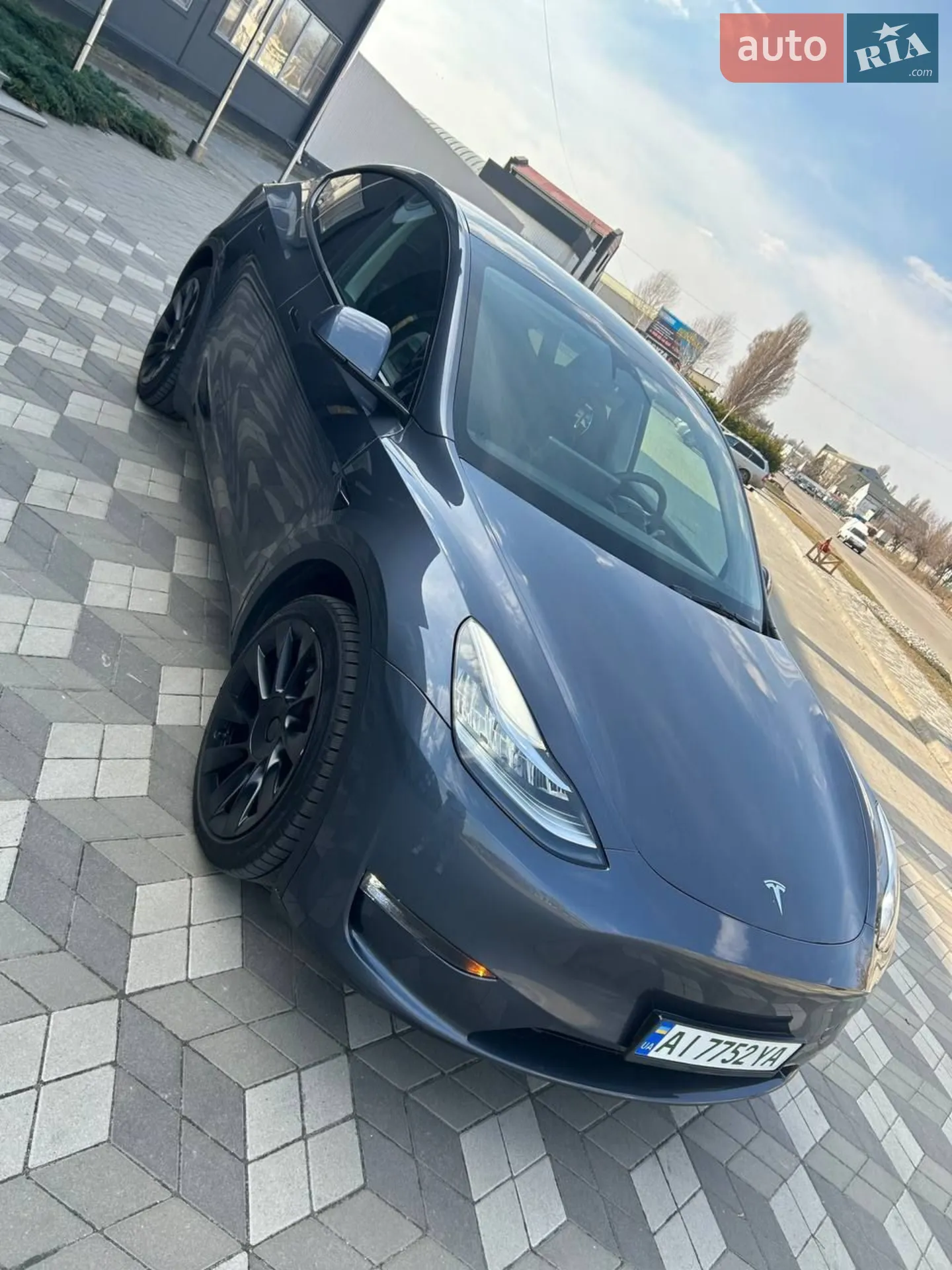2023 Tesla Model Y - мініатюра 2