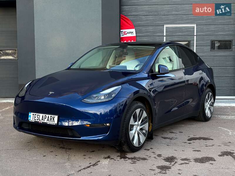 Внедорожник / Кроссовер Tesla Model Y 2022 в Киеве