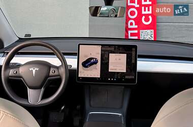 Внедорожник / Кроссовер Tesla Model Y 2022 в 