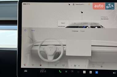 Внедорожник / Кроссовер Tesla Model Y 2022 в 