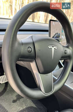 Внедорожник / Кроссовер Tesla Model Y 2020 в 