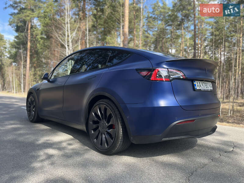 Позашляховик / Кросовер Tesla Model Y 2020 в Києві