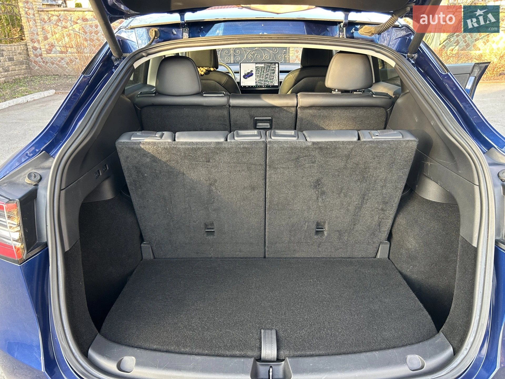 2021 Tesla Model Y - мініатюра 8