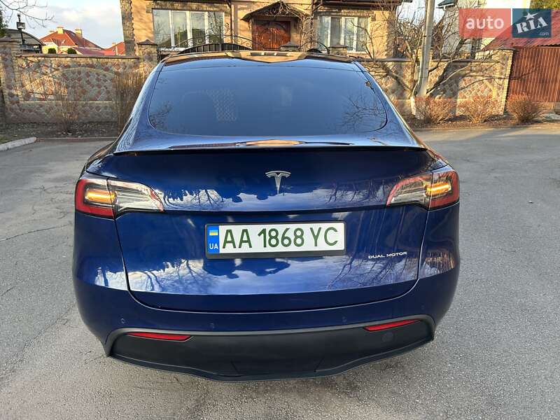 Внедорожник / Кроссовер Tesla Model Y 2021 в Киеве