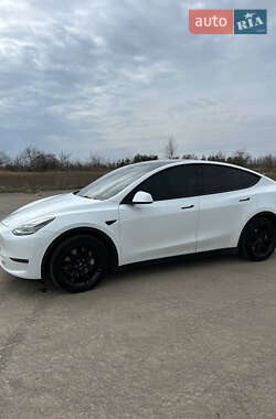 Внедорожник / Кроссовер Tesla Model Y 2022 в 