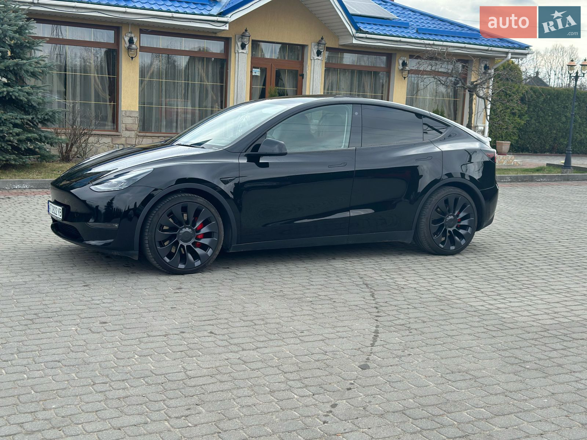 2022 Tesla Model Y - мініатюра 3
