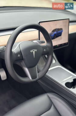 Внедорожник / Кроссовер Tesla Model Y 2022 в 