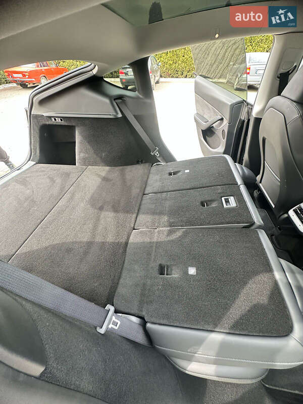 Внедорожник / Кроссовер Tesla Model Y 2022 в Долине фото 36 Внедорожник / Кроссовер Tesla Model Y 2022 в Долине