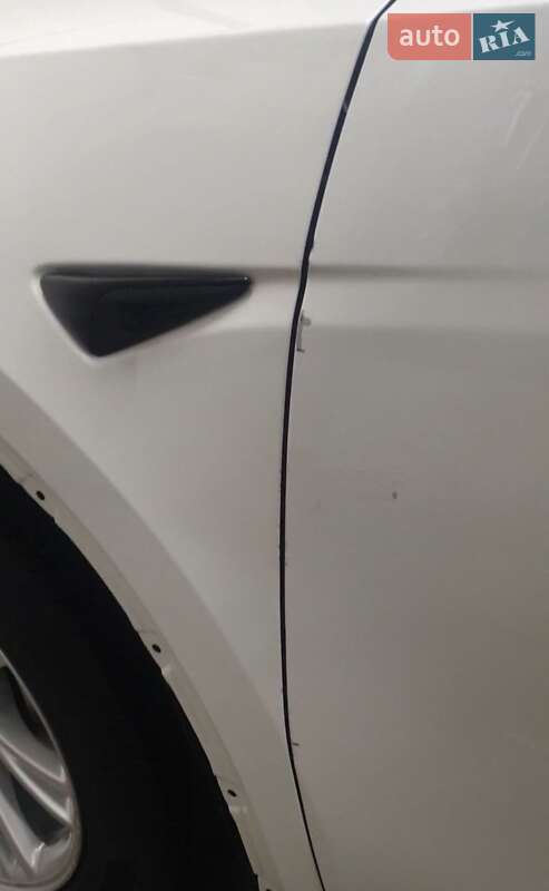 Внедорожник / Кроссовер Tesla Model Y 2020 в Киеве