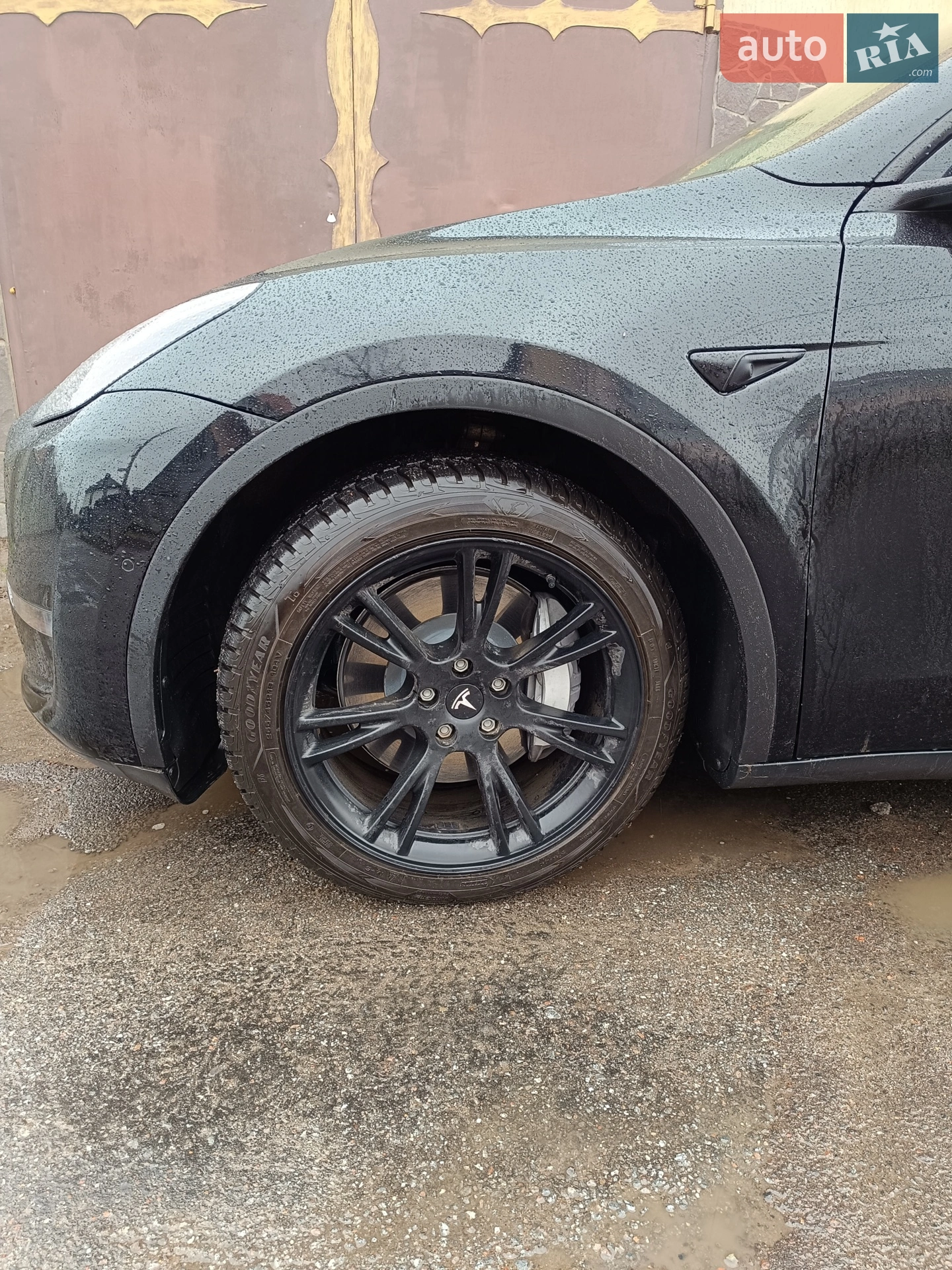 2022 Tesla Model Y - мініатюра 3