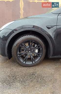 Внедорожник / Кроссовер Tesla Model Y 2022 в 
