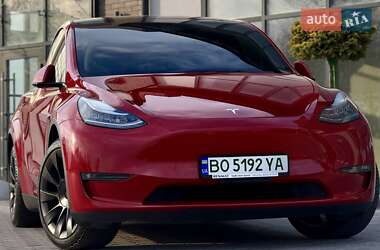Позашляховик / Кросовер Tesla Model Y 2021 в 