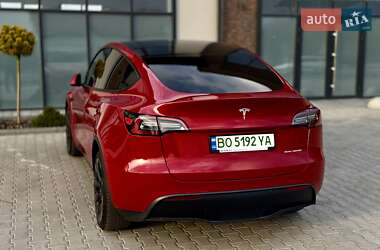 Позашляховик / Кросовер Tesla Model Y 2021 в 