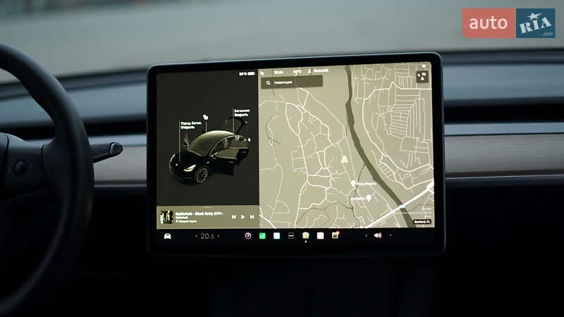 Позашляховик / Кросовер Tesla Model Y 2022 в Чернівцях