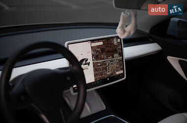 Позашляховик / Кросовер Tesla Model Y 2021 в Вінниці