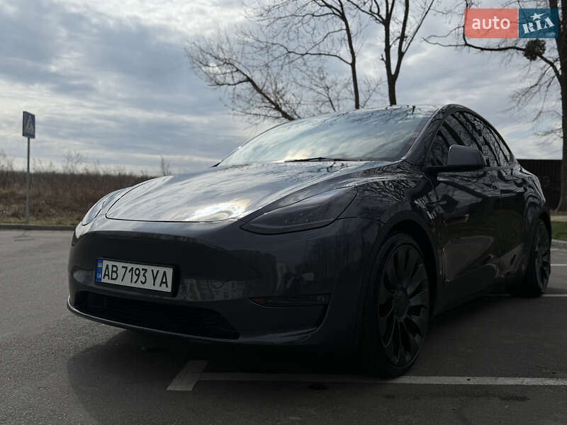 Внедорожник / Кроссовер Tesla Model Y 2021 в Виннице