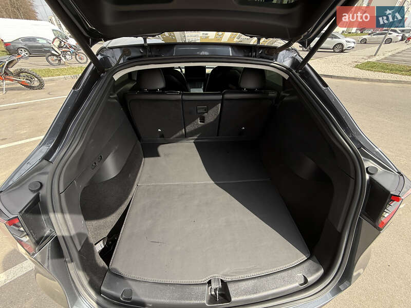 Внедорожник / Кроссовер Tesla Model Y 2021 в Виннице