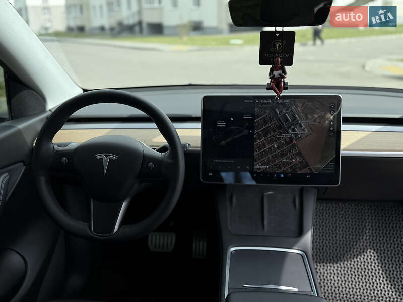 Внедорожник / Кроссовер Tesla Model Y 2021 в Виннице