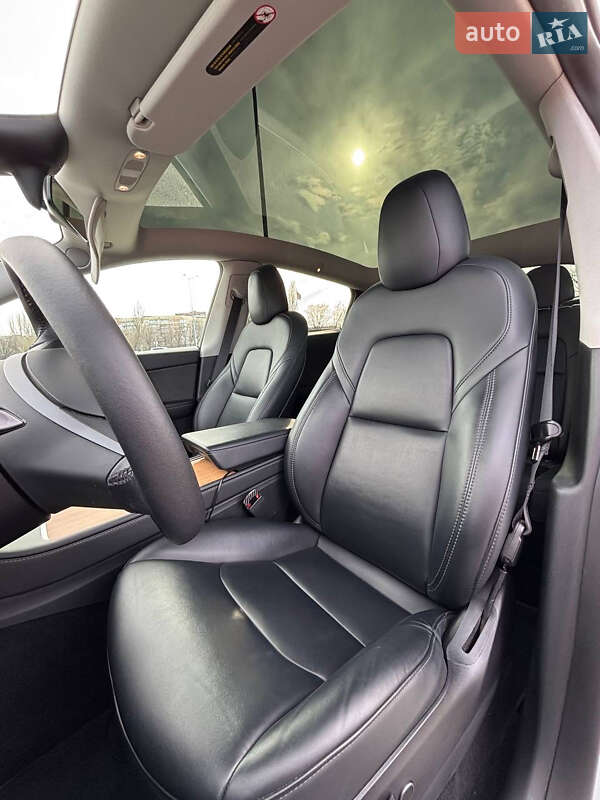 Внедорожник / Кроссовер Tesla Model Y 2023 в Днепре фото 24 Внедорожник / Кроссовер Tesla Model Y 2023 в Днепре