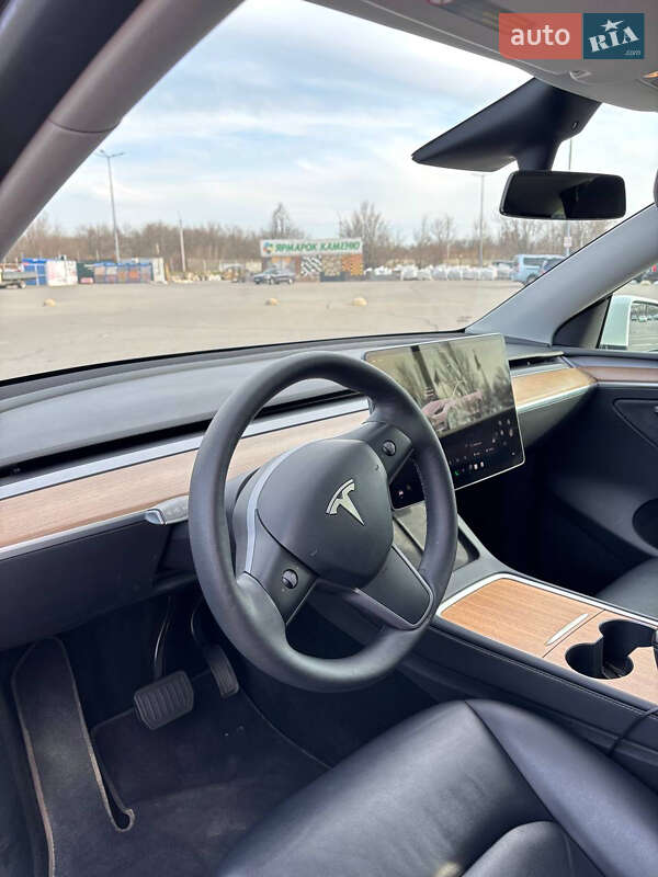 Внедорожник / Кроссовер Tesla Model Y 2023 в Днепре фото 38 Внедорожник / Кроссовер Tesla Model Y 2023 в Днепре