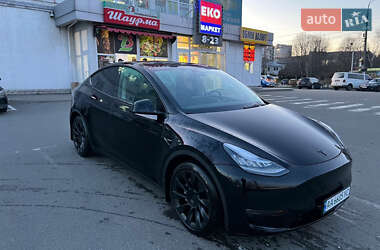 Внедорожник / Кроссовер Tesla Model Y 2021 в 