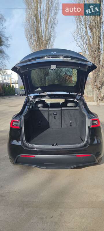 Внедорожник / Кроссовер Tesla Model Y 2023 в Харькове