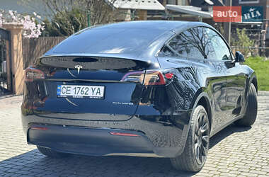 Позашляховик / Кросовер Tesla Model Y 2023 в 