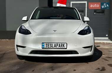 Позашляховик / Кросовер Tesla Model Y 2022 в 