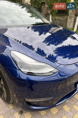 Позашляховик / Кросовер Tesla Model Y 2021 в 