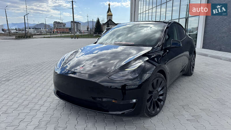 Внедорожник / Кроссовер Tesla Model Y 2021 в Хусте