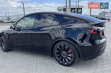 Позашляховик / Кросовер Tesla Model Y 2021 в 