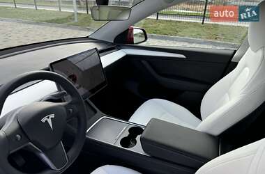 Внедорожник / Кроссовер Tesla Model Y 2021 в 