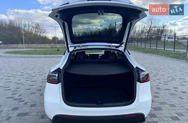 Внедорожник / Кроссовер Tesla Model Y 2023 в 