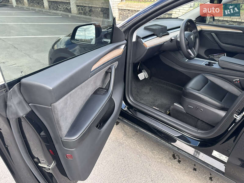 Внедорожник / Кроссовер Tesla Model Y 2022 в Виннице фото 11 Внедорожник / Кроссовер Tesla Model Y 2022 в Виннице