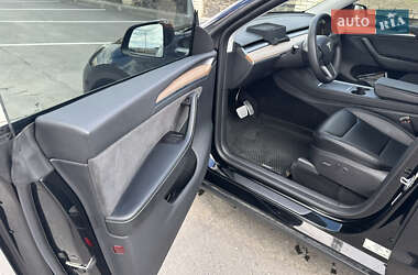 Внедорожник / Кроссовер Tesla Model Y 2022 в 