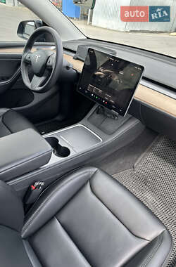 Внедорожник / Кроссовер Tesla Model Y 2022 в 