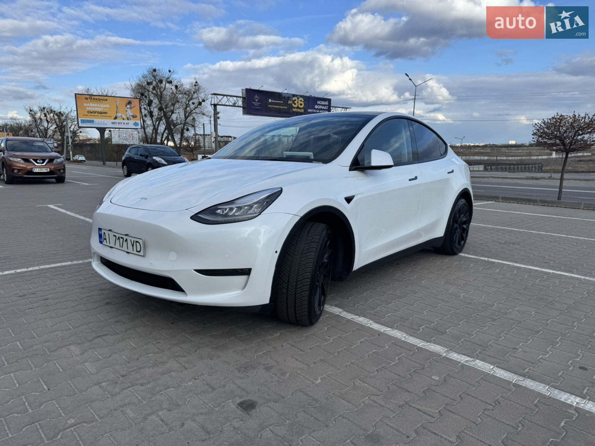 2021 Tesla Model Y - мініатюра 3