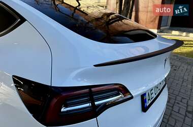 Внедорожник / Кроссовер Tesla Model Y 2022 в 