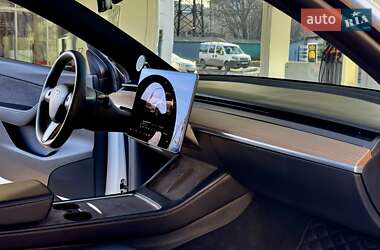 Внедорожник / Кроссовер Tesla Model Y 2022 в 