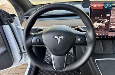Внедорожник / Кроссовер Tesla Model Y 2022 в 