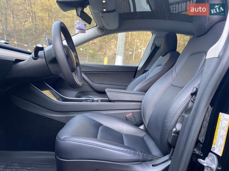 Внедорожник / Кроссовер Tesla Model Y 2020 в Львове