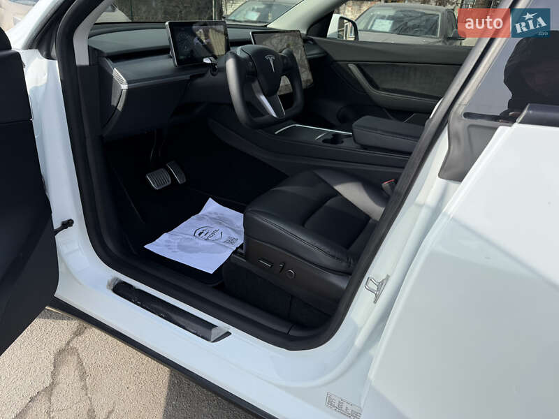 Внедорожник / Кроссовер Tesla Model Y 2022 в Житомире