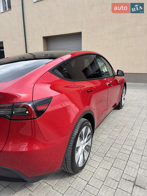 Внедорожник / Кроссовер Tesla Model Y 2023 в Збараже