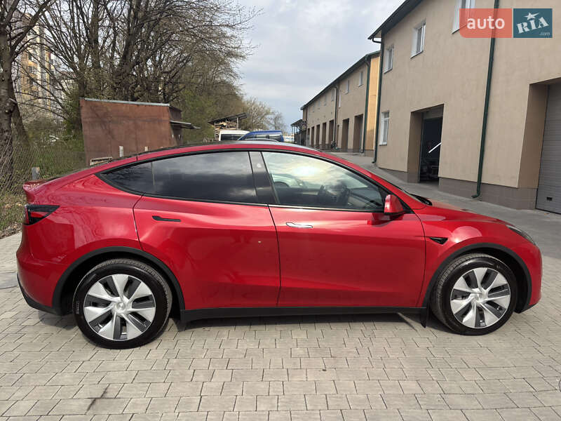 Внедорожник / Кроссовер Tesla Model Y 2023 в Збараже